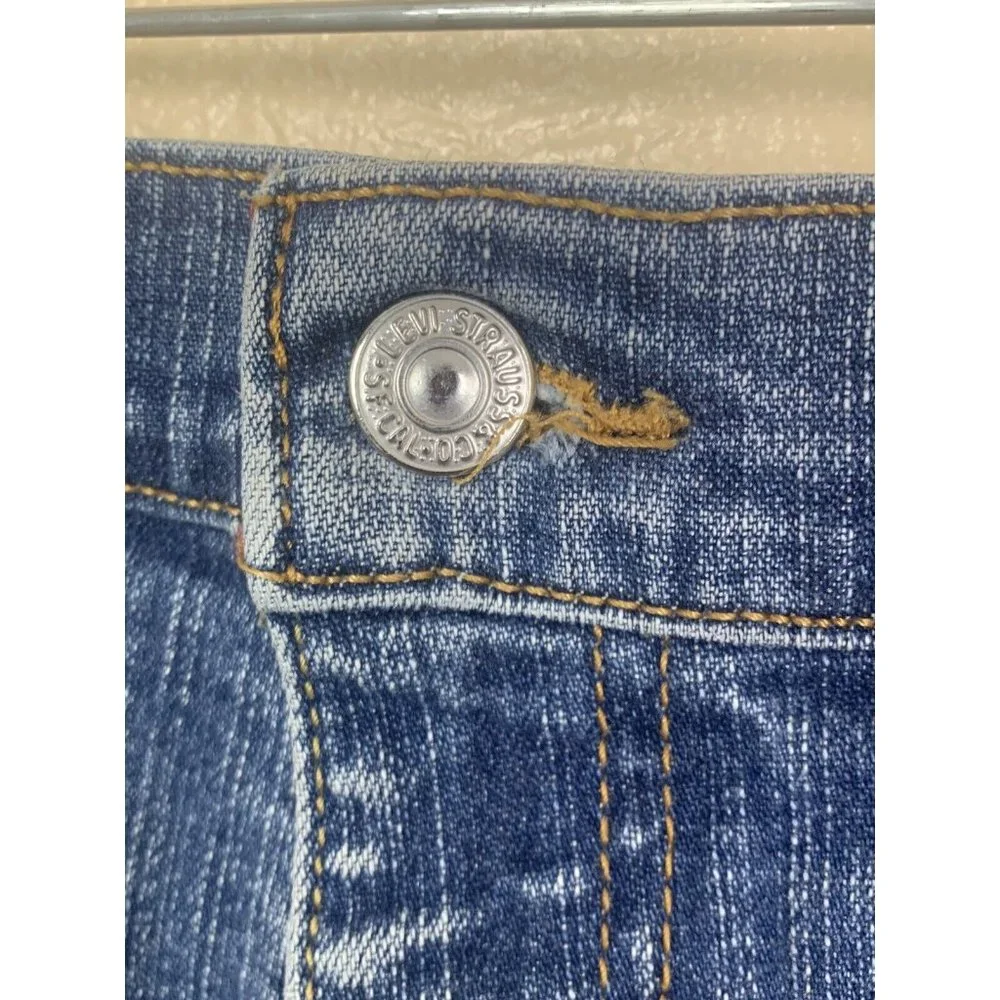 Women's Vintage Levi's 550 Distressed Cut‎ Off Jean Shorts High Waist size 31”